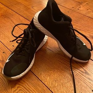 Kids Basketball shoes